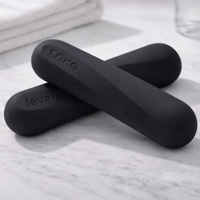 Main image of levaïa lifts - Handheld Pilates Weights Pair in Noir