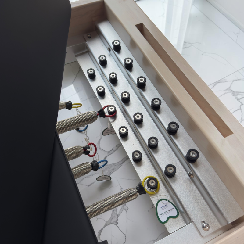 Spring platform on Milaron Maple V3 Studio Reformer